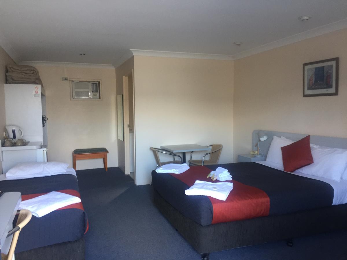 Alexander Motel Warwick Eksteriør bilde