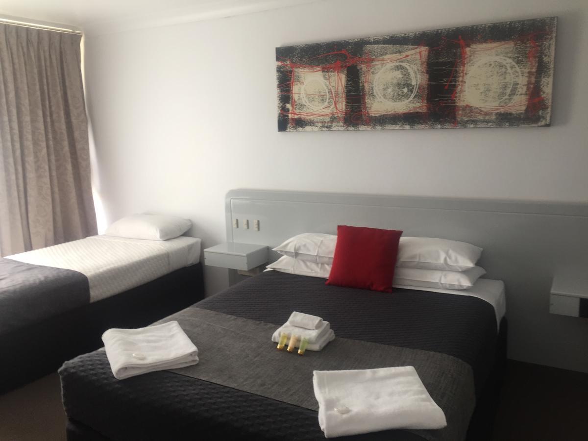 Alexander Motel Warwick Eksteriør bilde